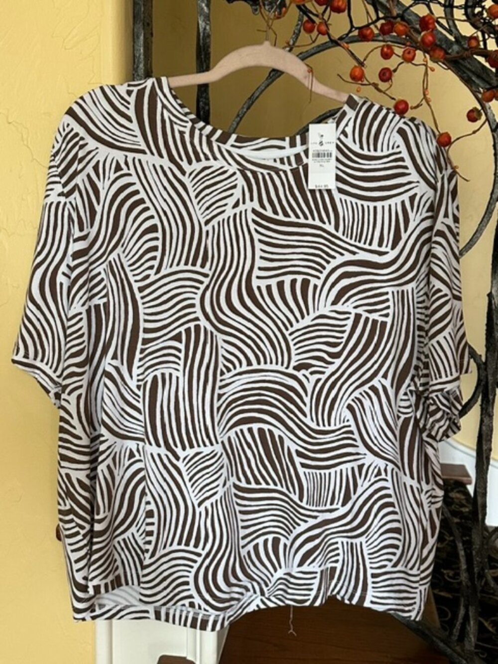 Cute for Fall! Nice Lou & Grey T-shirt- New